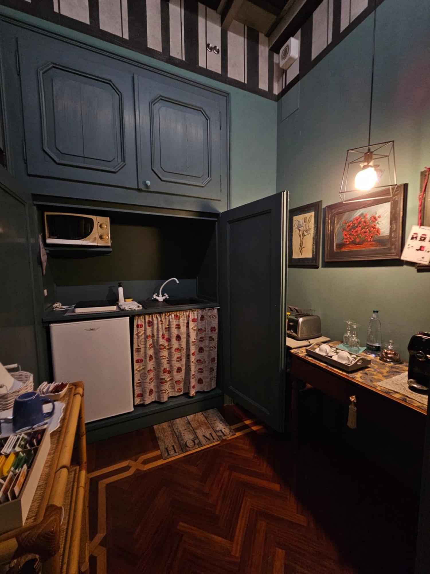 L'Ape Regina Apartment แฟร์รารา ภายนอก รูปภาพ